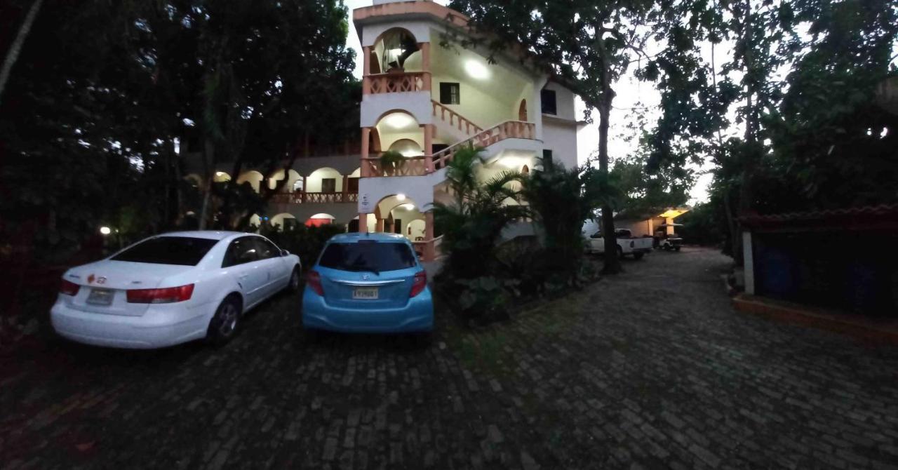 Residencial Estephany Sosúa Eksteriør bilde