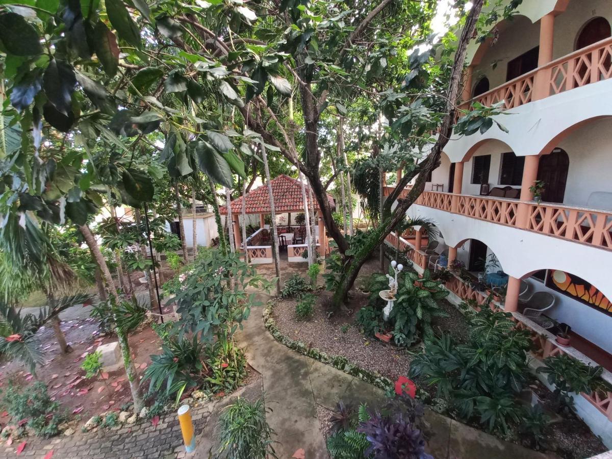 Residencial Estephany Sosúa Eksteriør bilde