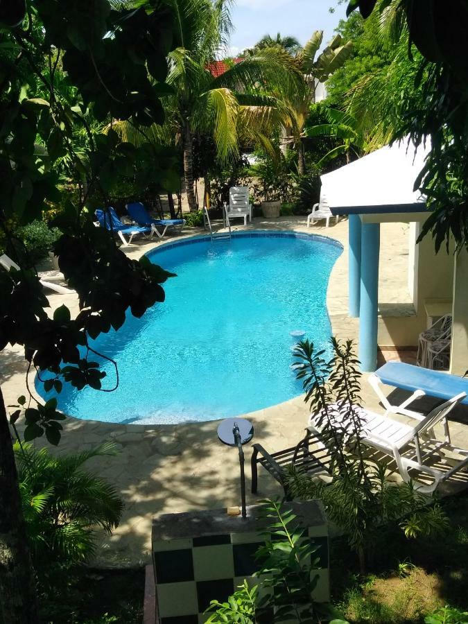 Residencial Estephany Sosúa Eksteriør bilde